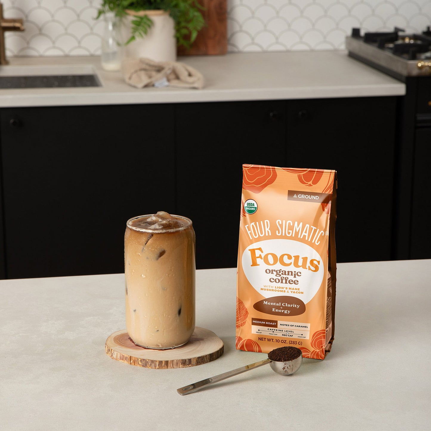 focus-ground-coffee-medium-o5 focus-ground-medium-lifestyle1.jpg