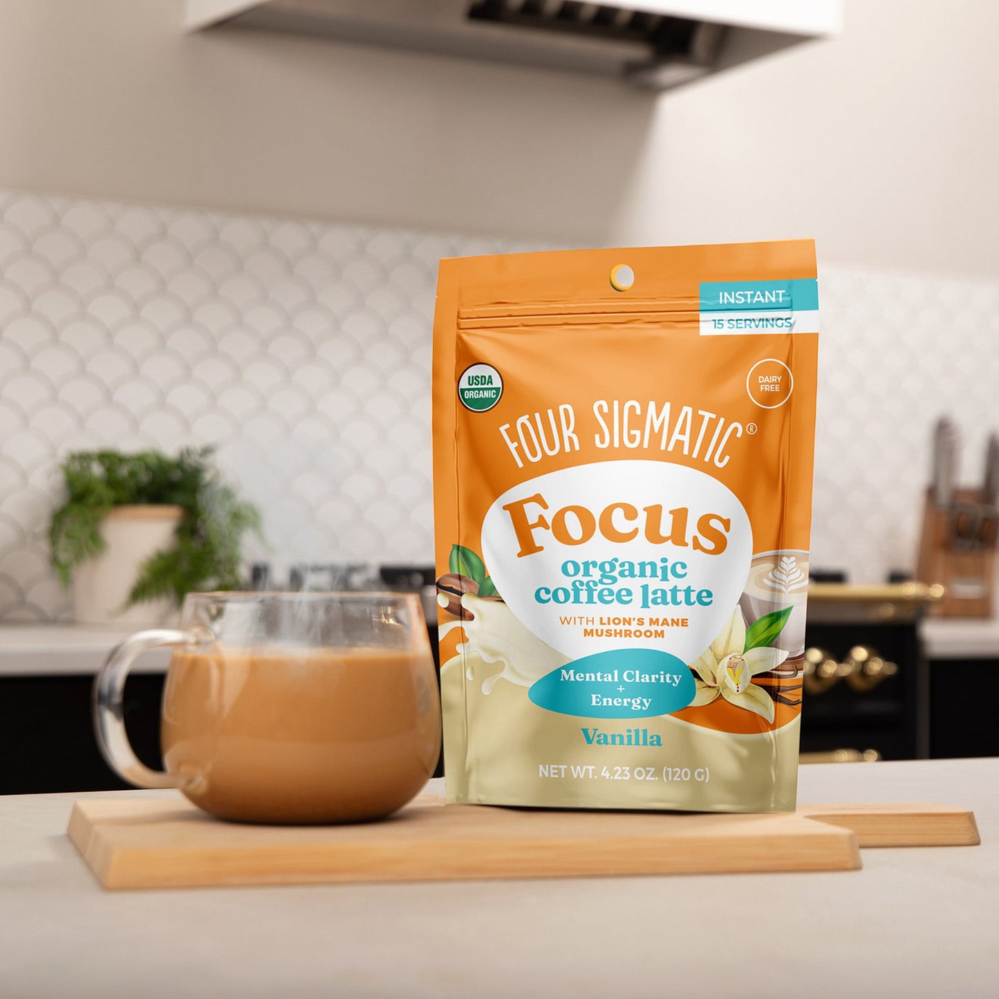 focus-organic-coffee-latte-vanilla-q1 focus-latte-vanilla-lifestyle2.jpg