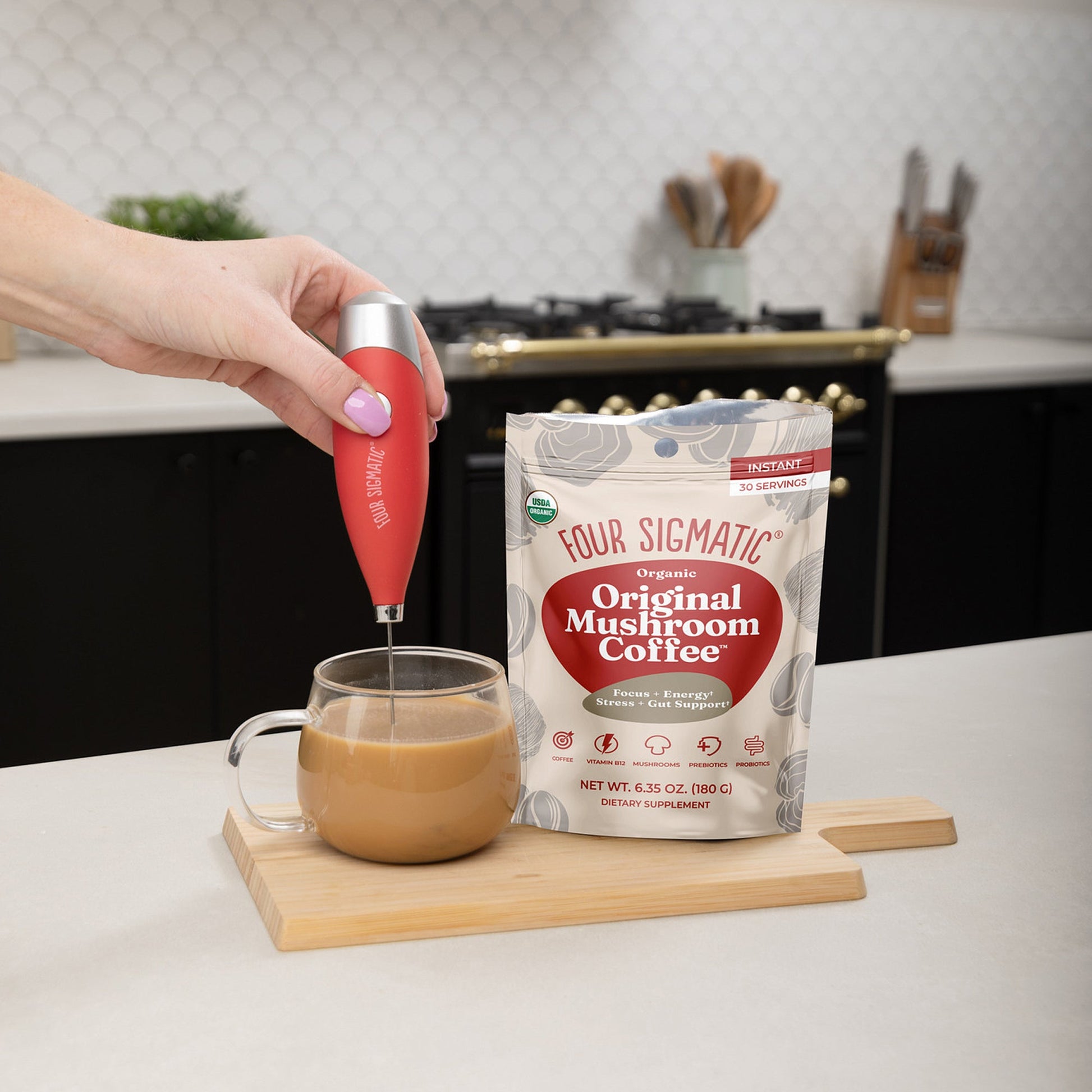 original-mushroom-coffeetm-d0 ogm-instant-ms-lifestyle2-2026_74863389-d0cf-464c-a566-c5b3c194e85d.jpg